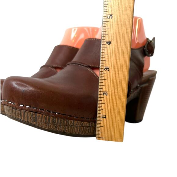 DANSKO Riley Cut Out Slingback Clog Platform Heels in Brown Leather W 8.5–9 - Picture 9 of 13